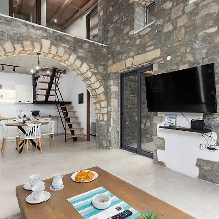 La Casa Di Pietre 3 *