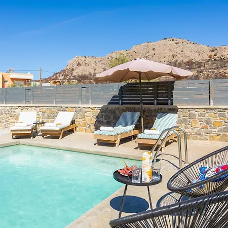 Villa La Casa Di Pietre 3