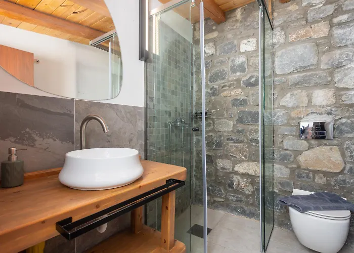 La Casa Di Pietre 3 *